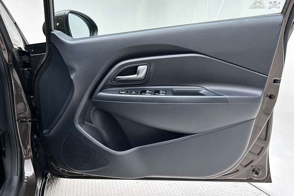 2016 Kia Rio S UB thumb-17