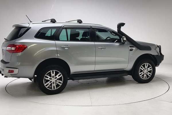 2017 Ford Everest Trend UA 3.2L thumb-2