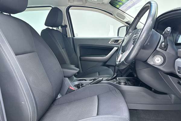 2017 Ford Everest Trend UA 3.2L thumb-12