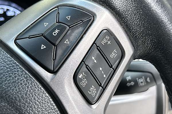 2017 Ford Everest Trend UA 3.2L thumb-17