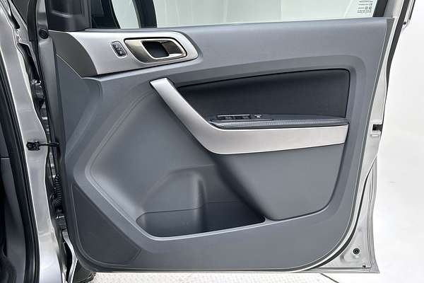 2017 Ford Everest Trend UA 3.2L thumb-18