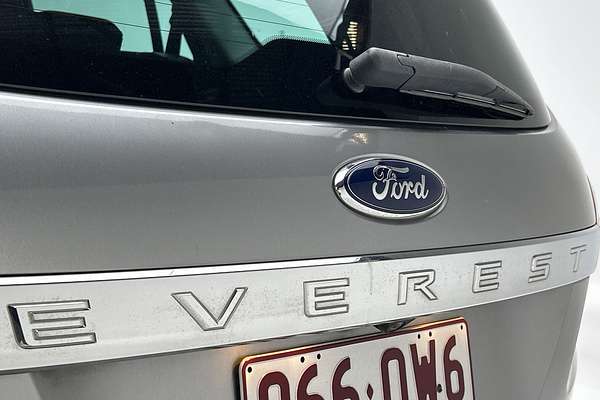 2017 Ford Everest Trend UA 3.2L thumb-21
