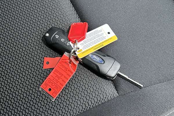 2017 Ford Everest Trend UA 3.2L thumb-22