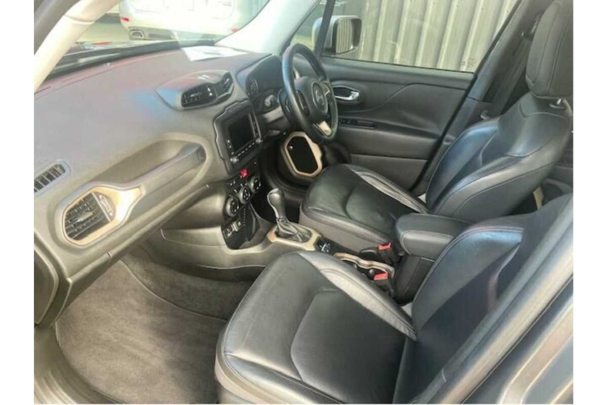 2016 Jeep Renegade Limited BU