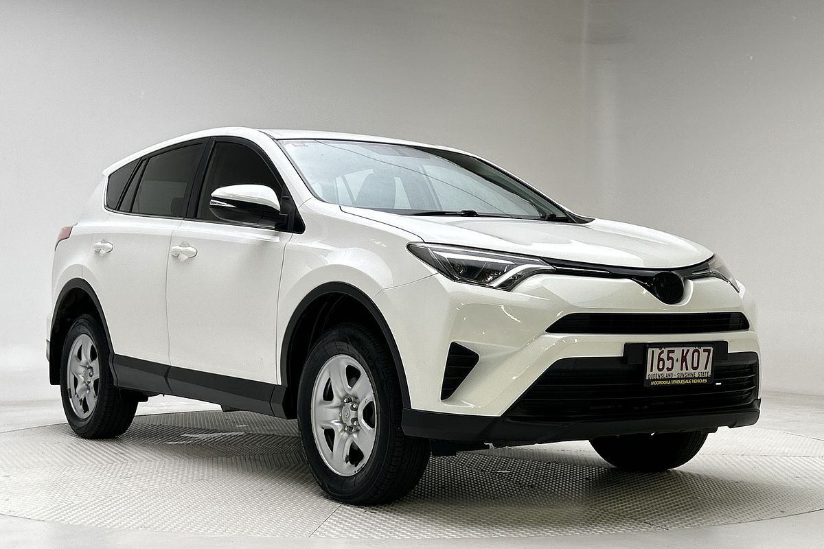 2017 Toyota RAV4 GX ZSA42R