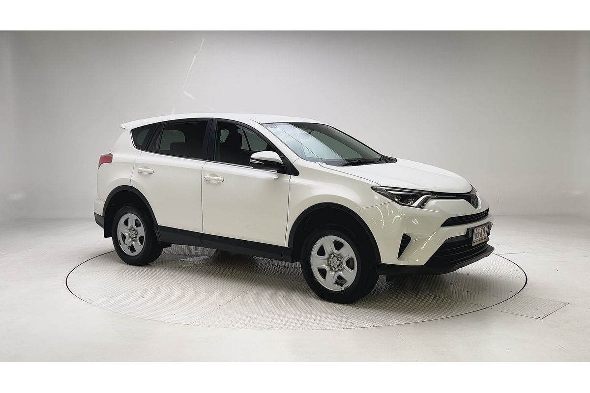 2017 Toyota RAV4 GX ZSA42R
