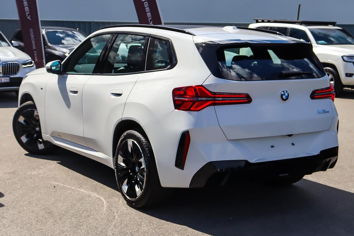 2025 BMW X3 20 xDrive G45