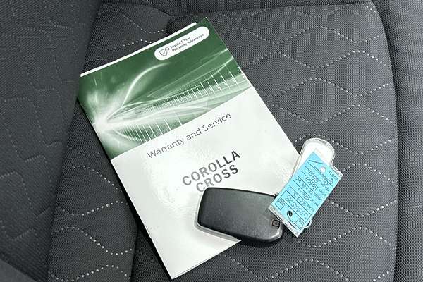 2023 Toyota Corolla Cross GX MXGA10R thumb-22