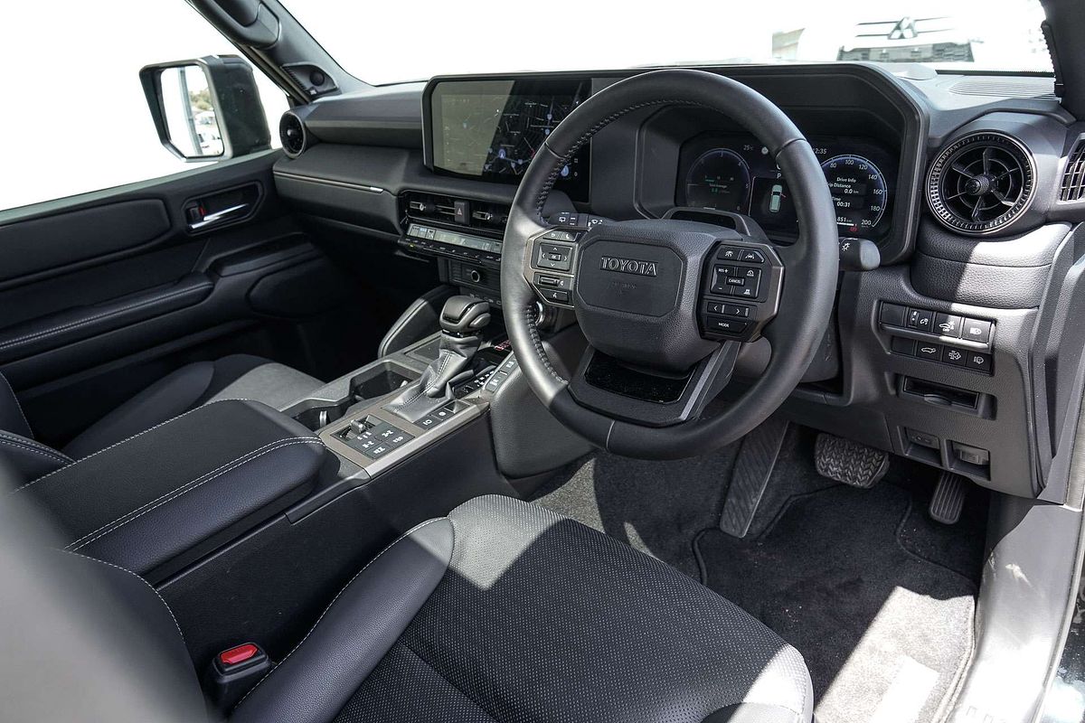 2025 Toyota Landcruiser Prado Altitude GDJ251R