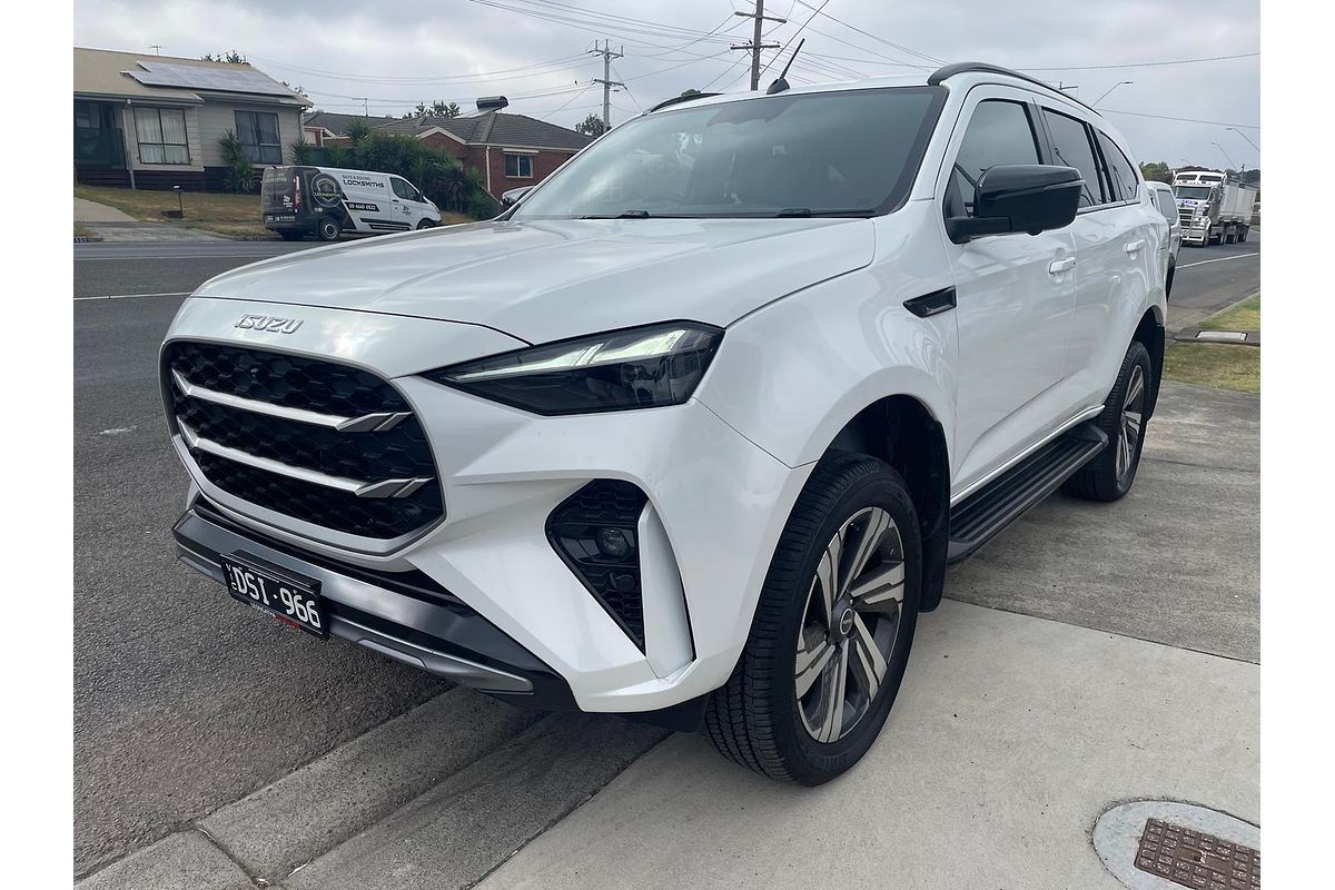 2025 Isuzu MU-X LS-T