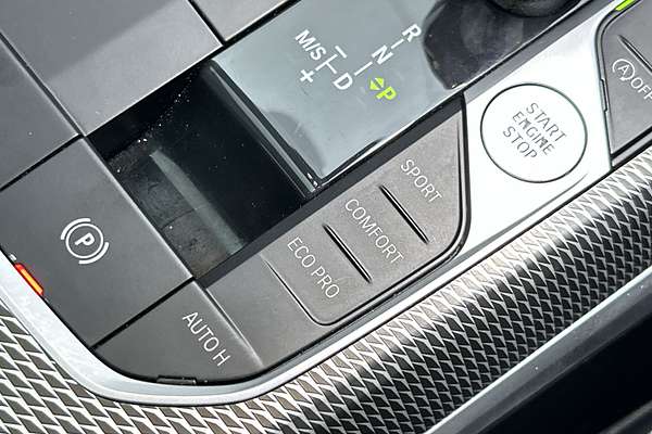 2022 BMW 3 Series 320i M Sport G20 thumb-16