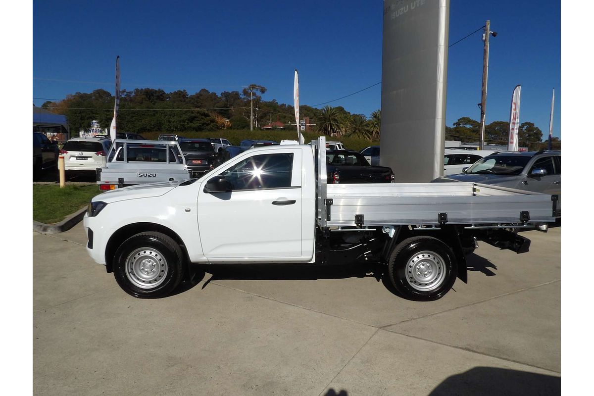 2025 Isuzu D-MAX SX High Ride Rear Wheel Drive