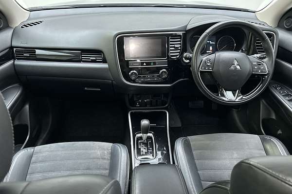 2018 Mitsubishi Outlander LS ZL thumb-19