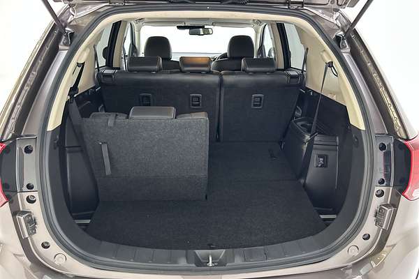 2018 Mitsubishi Outlander LS ZL thumb-20