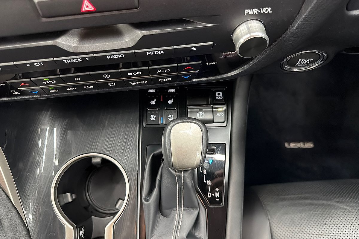 2017 Lexus RX RX200t Luxury AGL20R