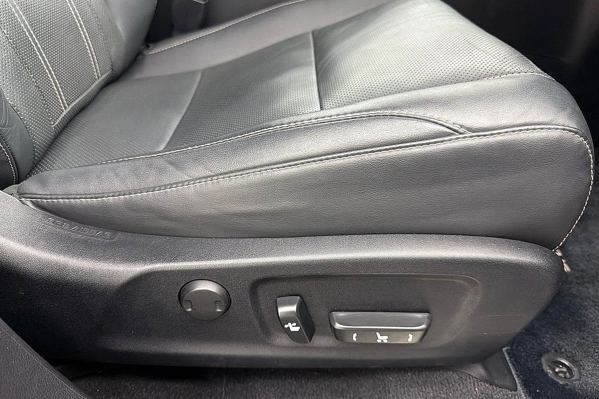 2017 Lexus RX RX200t Luxury AGL20R