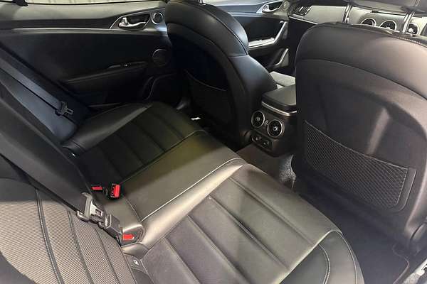 2017 Kia Stinger GT CK thumb-14