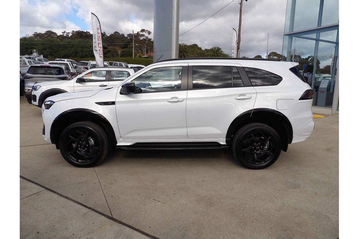 2025 Isuzu MU-X X-TERRAIN