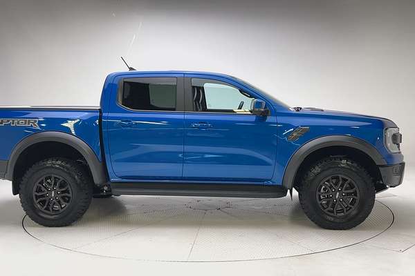 2024 Ford Ranger Raptor 4X4 3.0L thumb-8