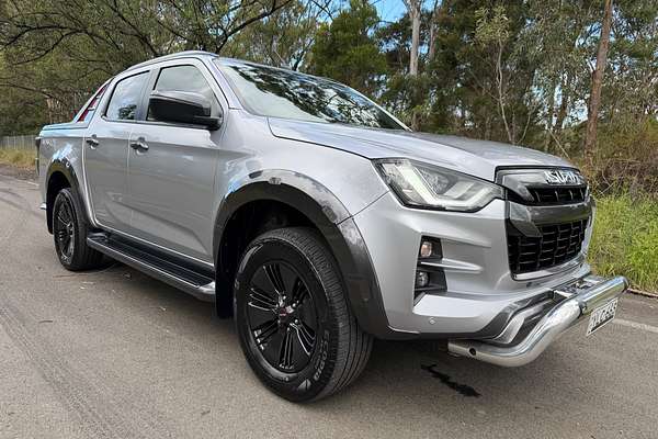 2022 Isuzu D-MAX X-TERRAIN 4X4