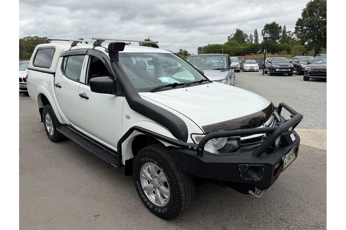 2014 Mitsubishi Triton GLX-R MN 4X4