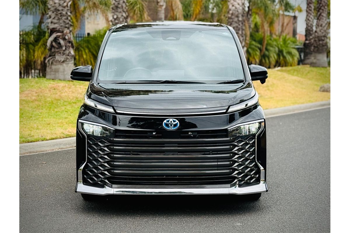 2024 Toyota Voxy Hybrid ZWR90