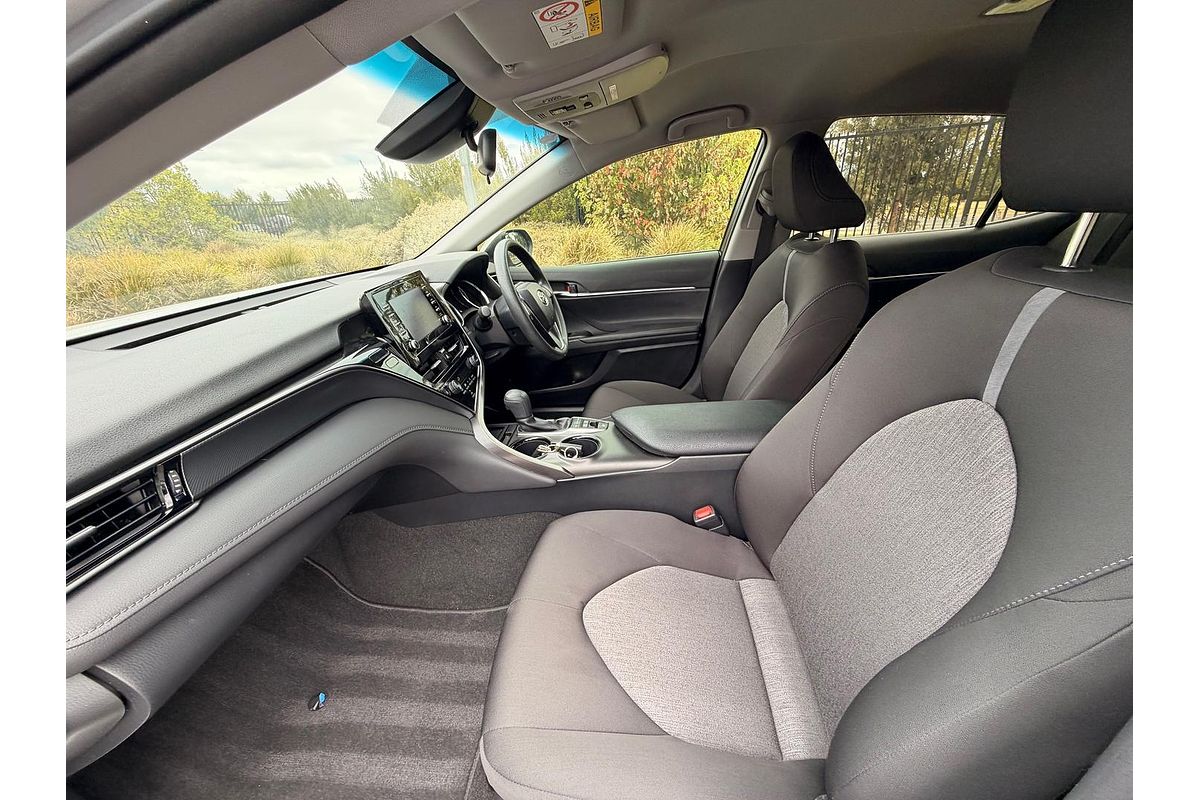 2021 Toyota Camry Ascent AXVH70R