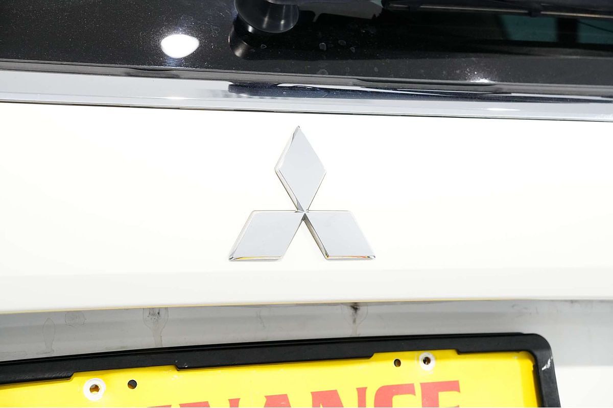 2020 Mitsubishi Outlander LS ZL