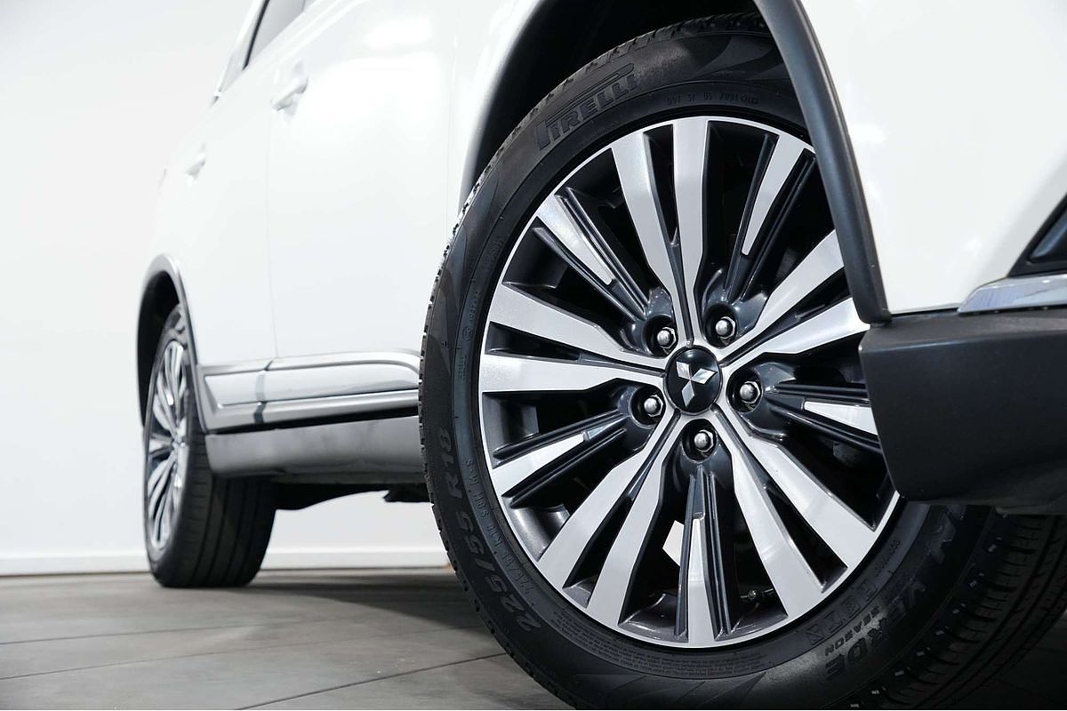 2020 Mitsubishi Outlander LS ZL