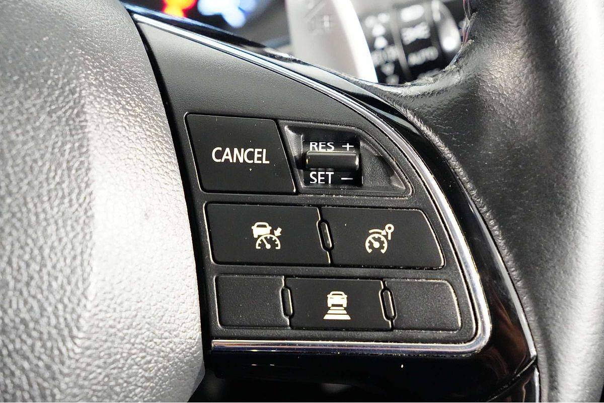 2020 Mitsubishi Outlander LS ZL