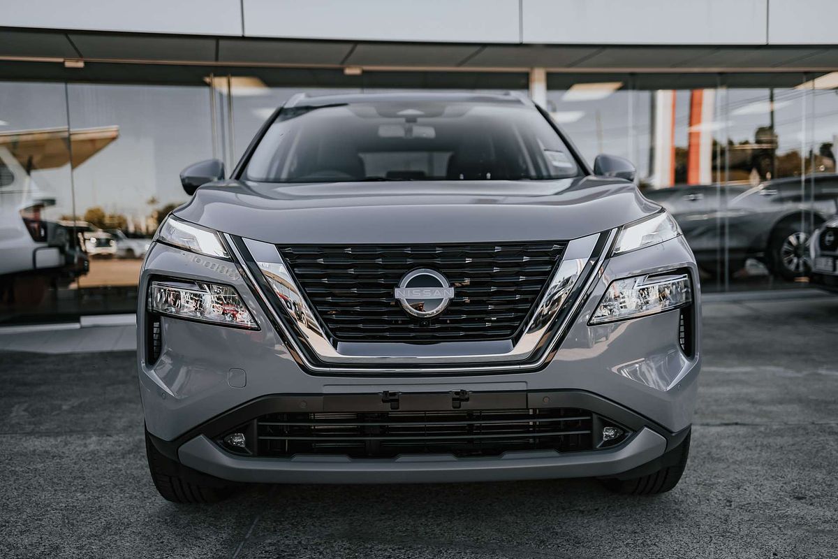 2025 Nissan X-TRAIL ST-L T33