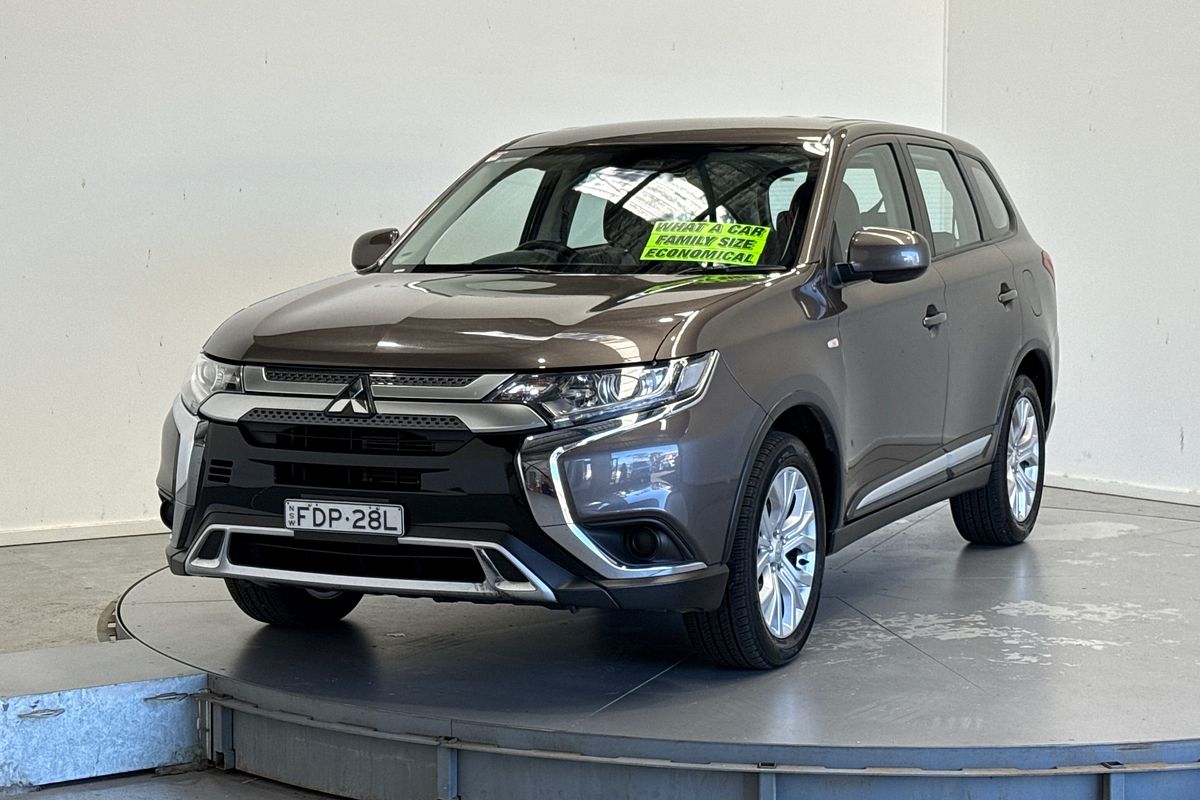 2021 Mitsubishi Outlander ES ZL