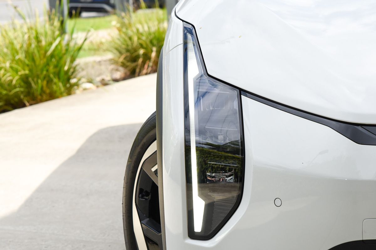 2025 Kia EV4 EARTH FWD LR 4ZH