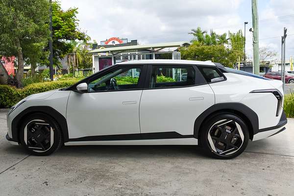2025 Kia EV4 EARTH FWD LR 4ZH thumb-3