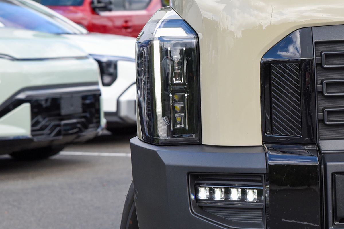 2025 Kia Tasman X-Line TK 4X4