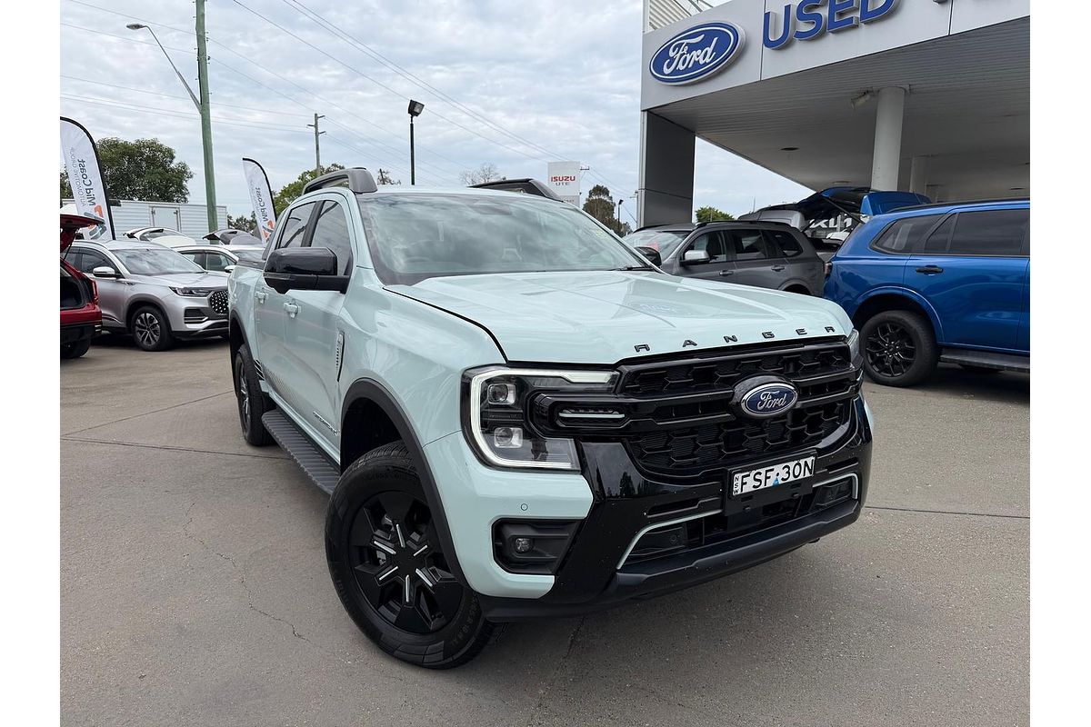 2025 Ford Ranger PHEV Stormtrak 4X4 2.3L
