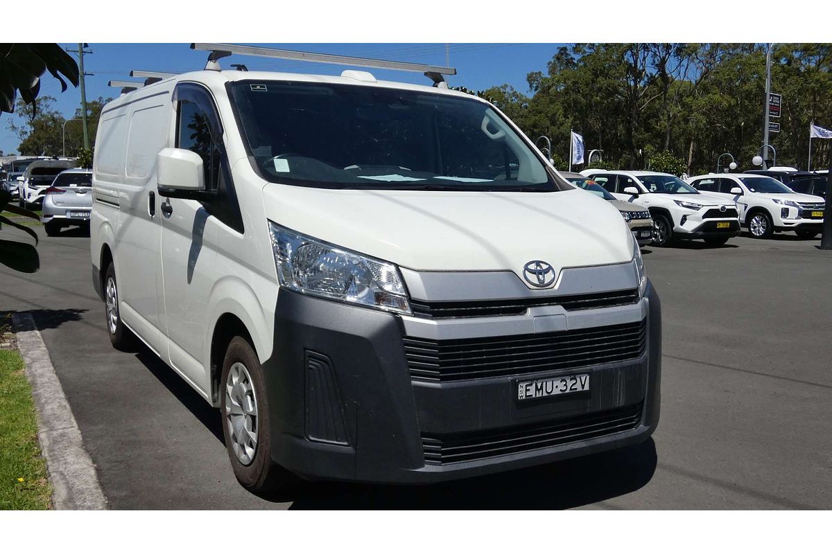 2022 Toyota Hiace  GDH300R LWB