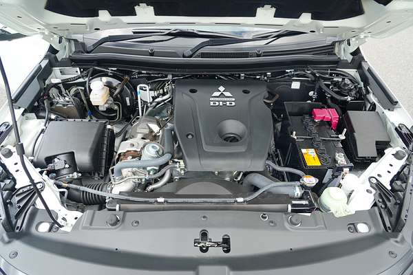 2025 Mitsubishi Pajero Sport Exceed QG thumb-7