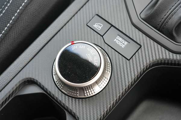 2025 Mitsubishi Triton GLX-R MV 4X4 thumb-12