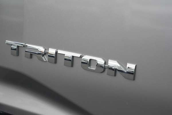 2025 Mitsubishi Triton GLX-R MV 4X4 thumb-18