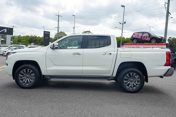 2025 Mitsubishi Triton GLS MV 4X4 thumb-3