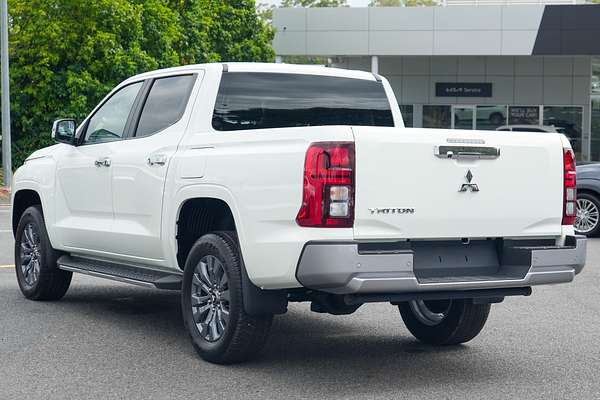 2025 Mitsubishi Triton GLS MV 4X4 thumb-5