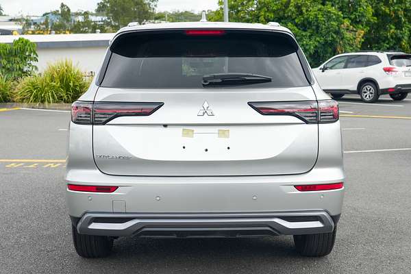 2025 Mitsubishi Outlander LS ZM thumb-6