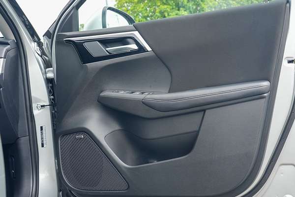 2025 Mitsubishi Outlander LS ZM thumb-15