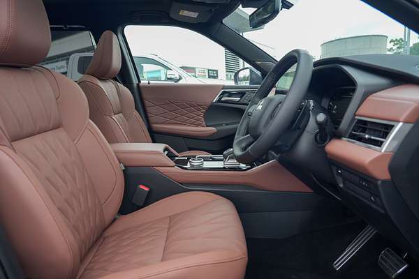 2025 Mitsubishi Outlander Exceed Tourer ZM thumb-9