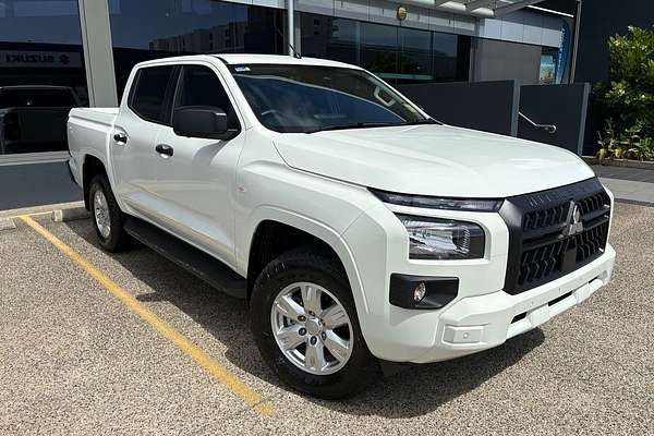 2025 Mitsubishi Triton GLX+ MV 4X4
