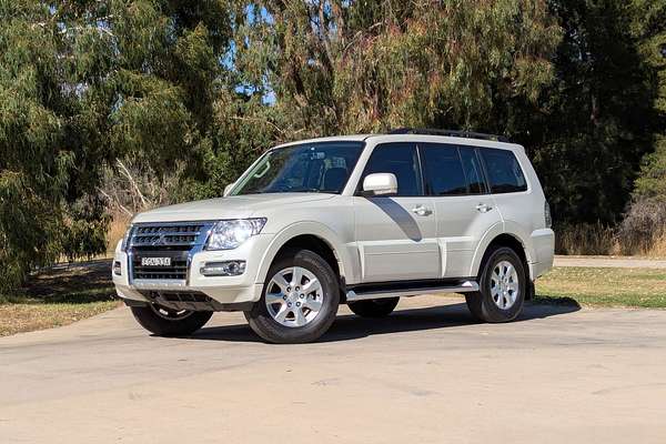 2019 Mitsubishi Pajero GLX NX