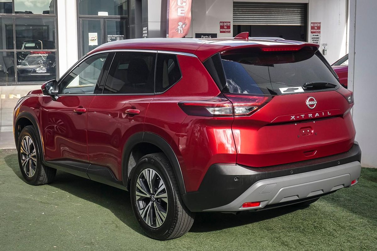 2025 Nissan X-TRAIL ST-L T33