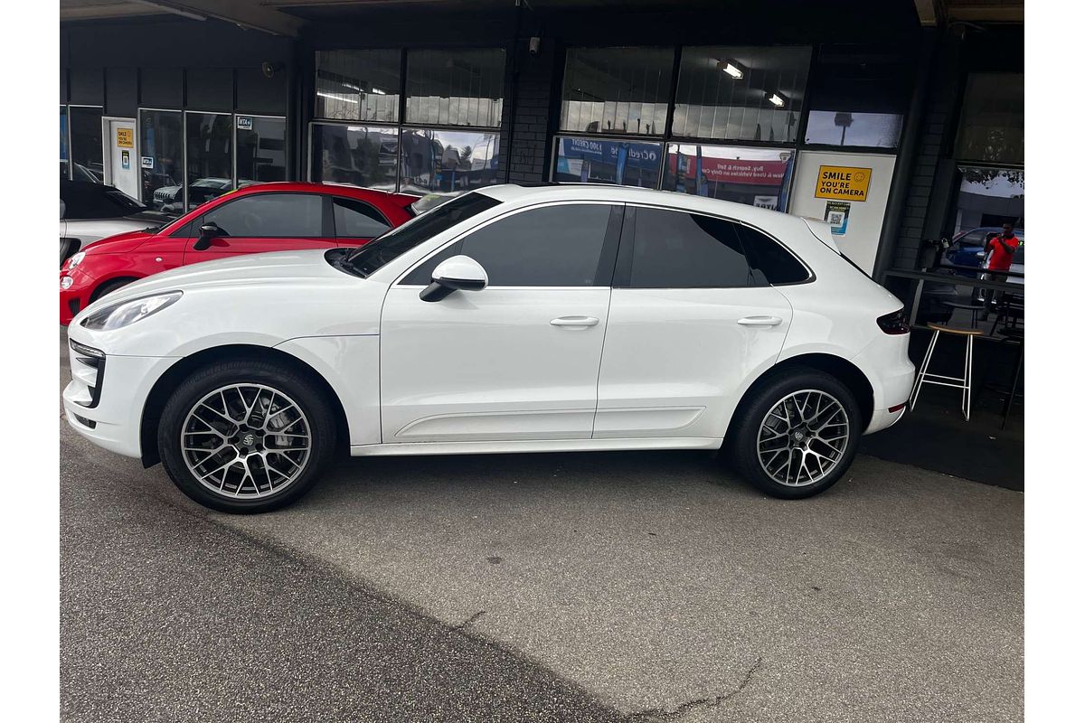 2015 Porsche Macan S 95B