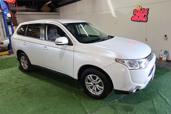 2013 Mitsubishi Outlander LS ZJ